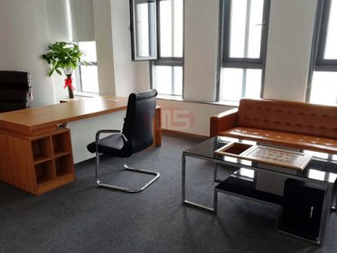 木蜡油让济南办公家具更加环保舒适